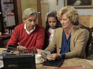 Larga noche de transistores y teléfonos