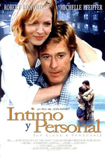 Cartel de Íntimo y personal