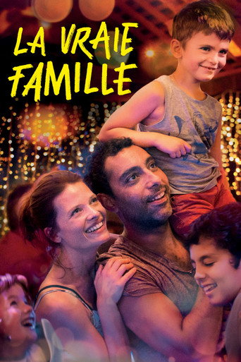 Cartel de Una familia verdadera