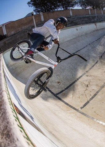 Cartel de Riding with Sugar
