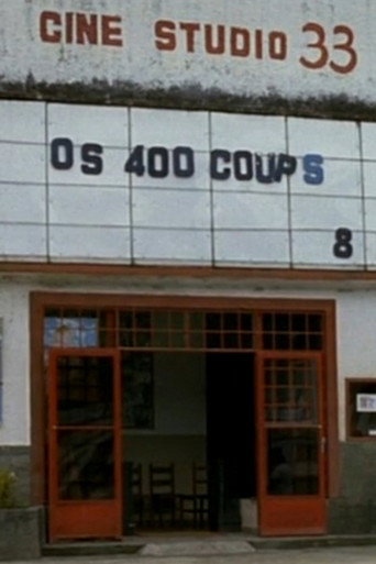 Cartel de À 8.944 KM de Cannes