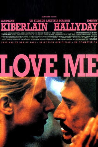 Cartel de Love Me