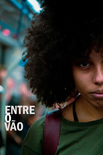 Cartel de Entre o vão
