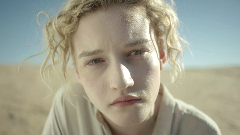 Fotograma de Everything Beautiful Is Far Away