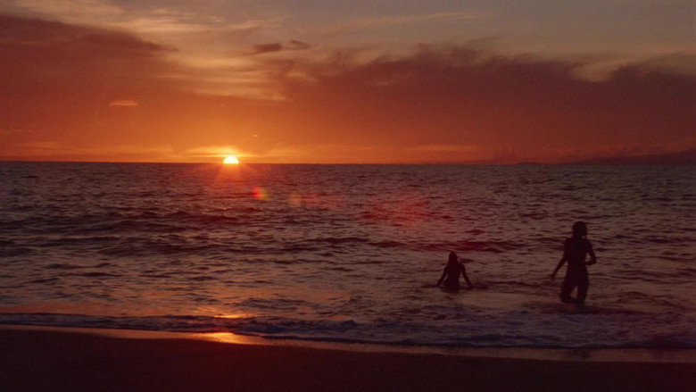 Fotograma de Savage Beach