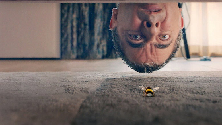 Fotograma de El hombre contra la abeja
