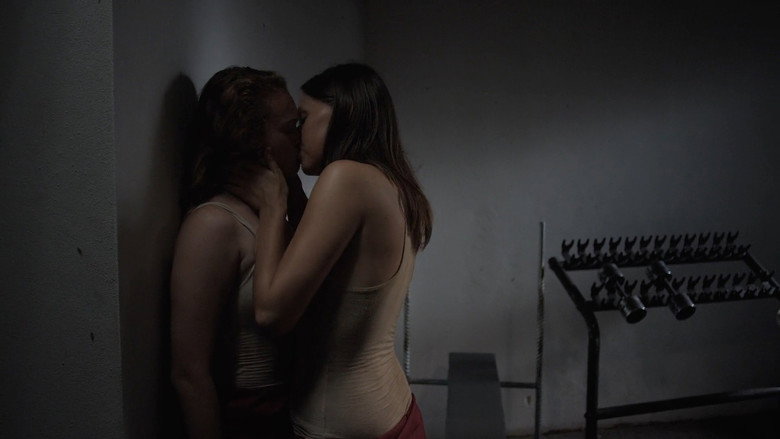 Fotograma de Locked Up